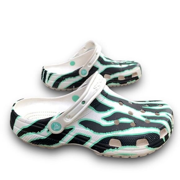 Crocs Ron English Party Animal Zebra White Classic Clog Size 10 Women’s 12 - Picture 1 of 14